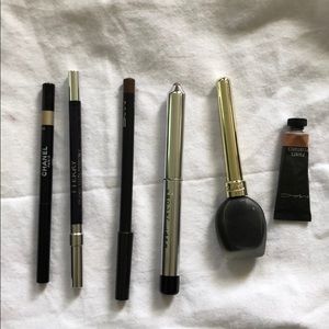 Eyeliner and eyeshadow bundle